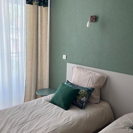 Bed and Breakfast La Rose Des Vents Saint-Symphorien-de-Marmagne Exterior foto